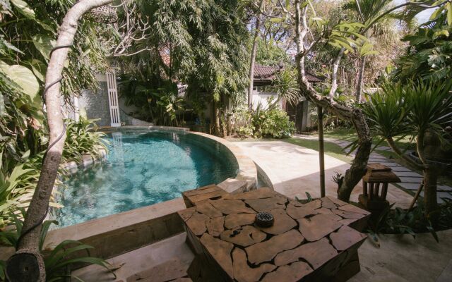 Bale Seminyak