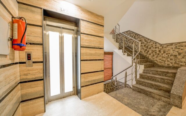 Fabhotel Silver Crown I