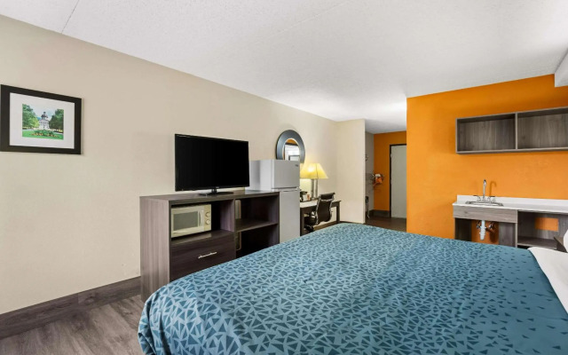 Quality Inn & Suites Columbia