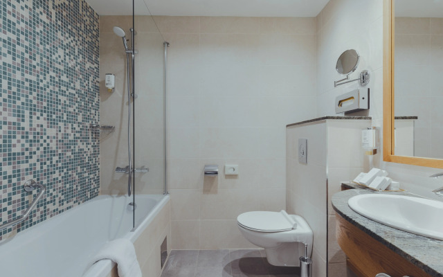 Holiday Inn Skopje by IHG