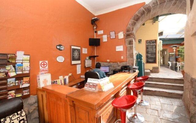 Hitchhikers Cusco Hostel