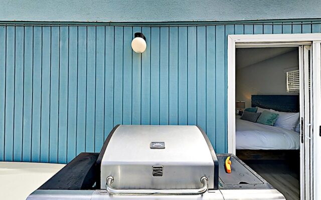 Beachfront Beauty Walk Everywhere by RedAwning