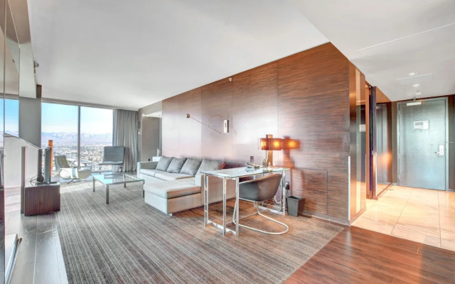 Panoramic Room on 36 floor
