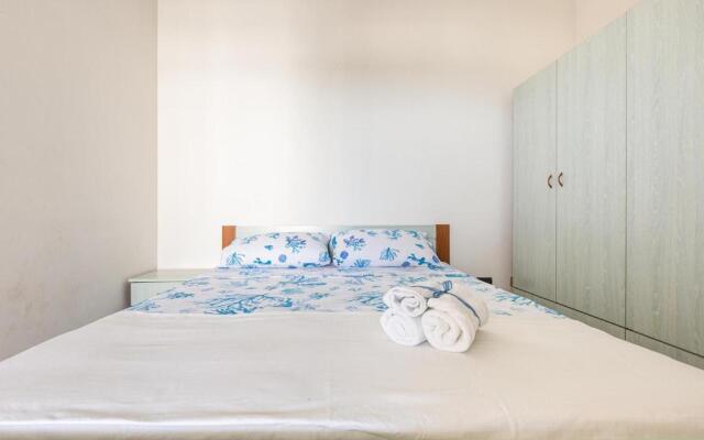 Candihouse by BarbarHouse