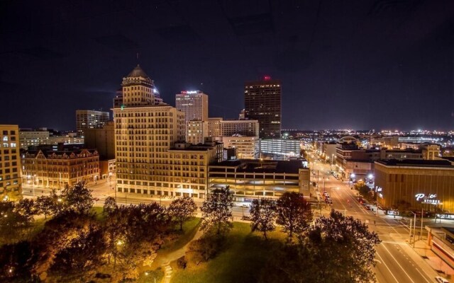 Dayton Vitality Hotel