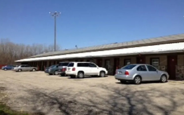 Ikes Motel Beloit