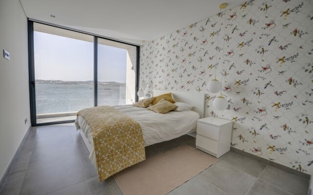 Arade Riverside Modern Apartment