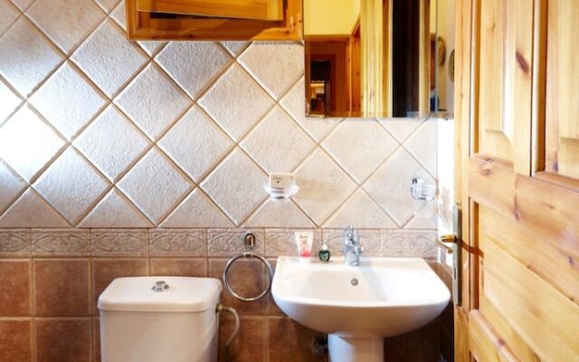 disCrete Villa Arete