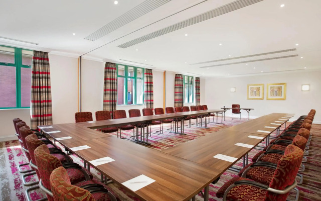 Leonardo Hotel East Midlands Airport