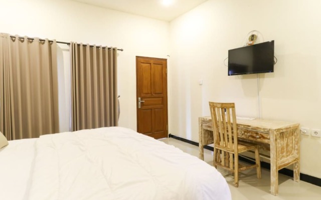 Pucuk Merah 51 Guesthouse Canggu