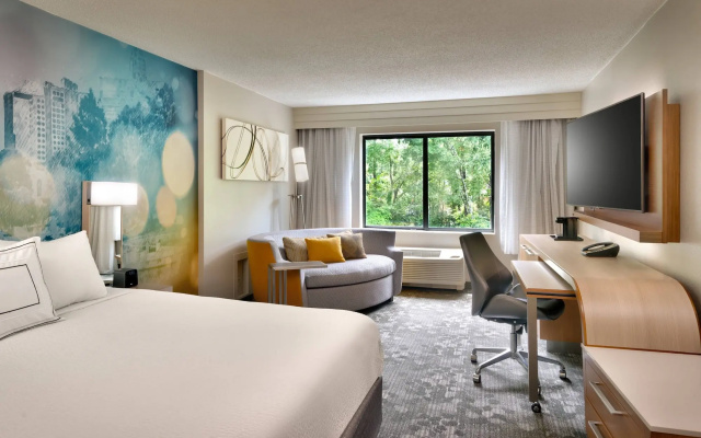 Courtyard by Marriott Charlotte Airport LoSo