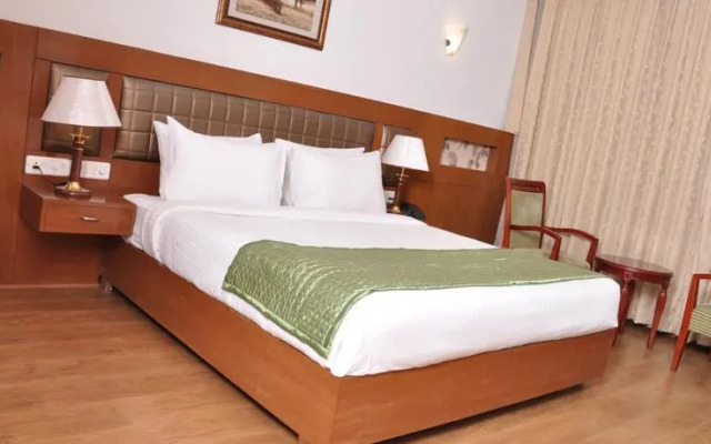 Lilywhite Hotel