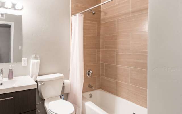 WanderJaunt - Regal - 4BR - South Scottsdale