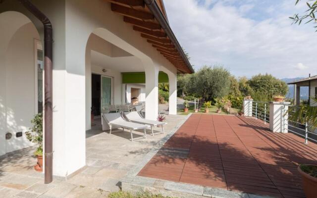 Villa 3 Olivi - Sleep 5 - in Lenno