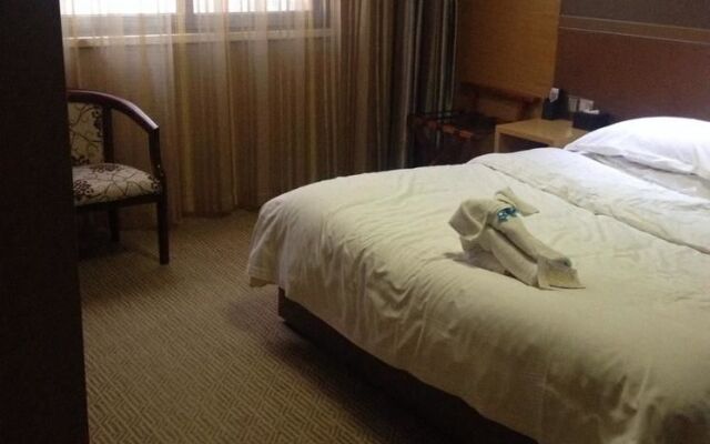 Yantai Tonghui Hotel