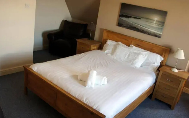 The Crown Hotel