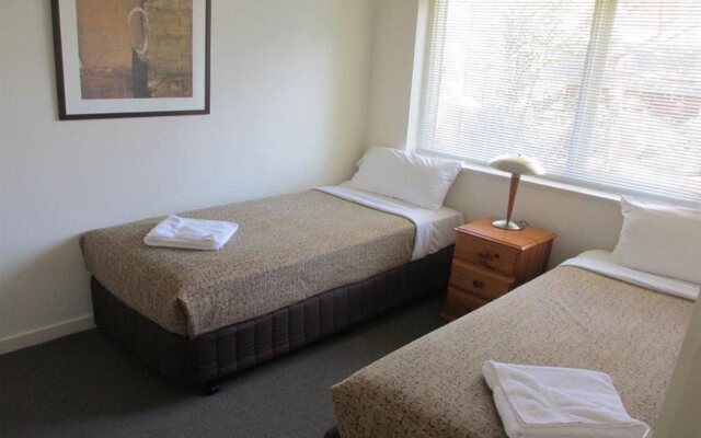 Comfy Kew Apartments