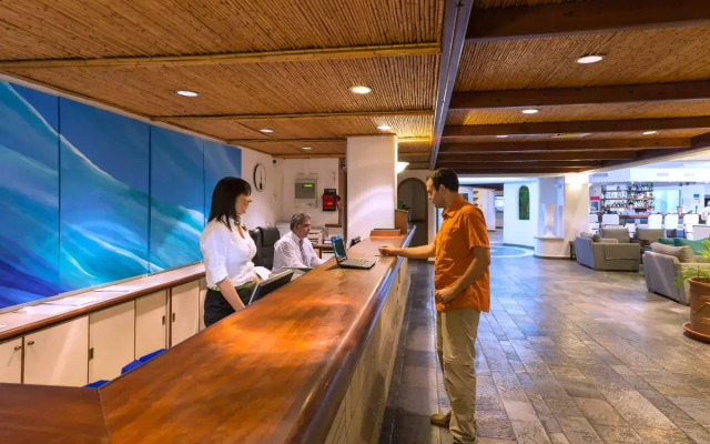 Paphos Gardens Hotel And Apartments