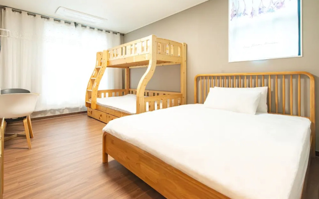 Incheon Airport Guesthouse King