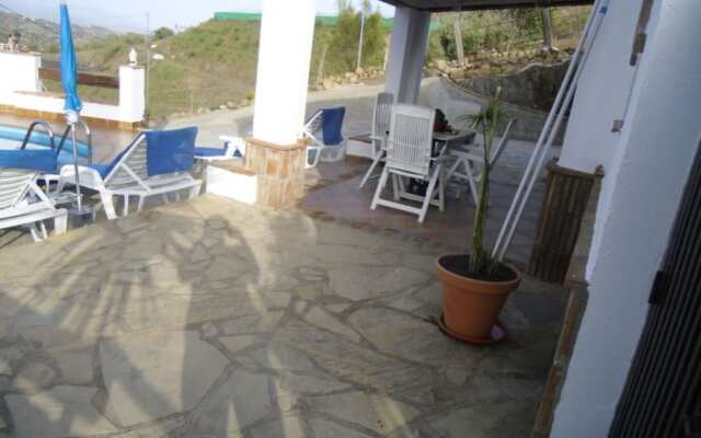 Malaga 101284 2 Bedroom Holiday home By Mo Rentals