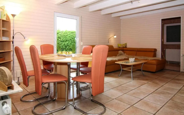 Attraktiver Bungalow in Warwerort an der Nordsee