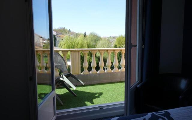 Hôtel Côté Jardin