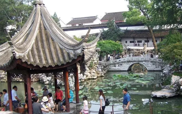 Suzhou Romantic LL House