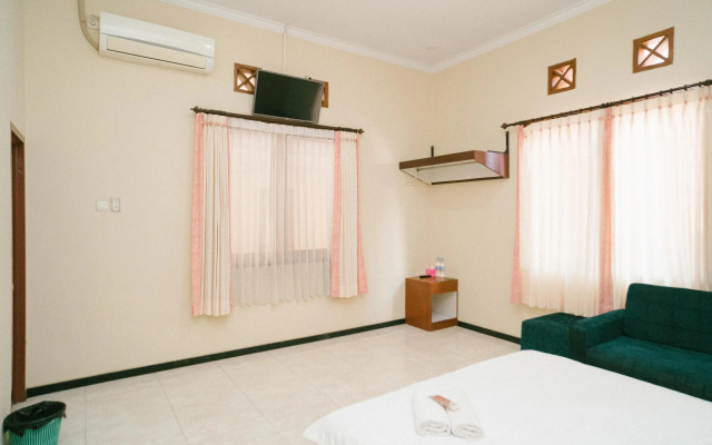 Urbanview Hotel Griya Surya Malang by RedDoorz