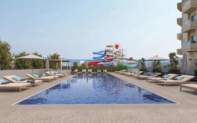 Sunrise Oasis Hotel & Waterpark
