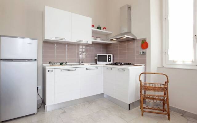 Elegant Holiday Home With Terrace, Parking, Fenced Garden