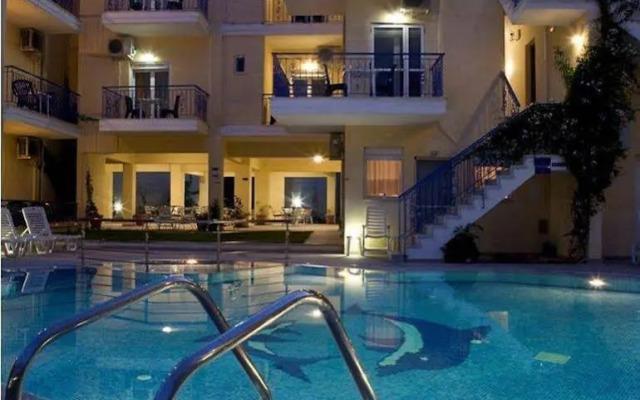 Stratos Hotel