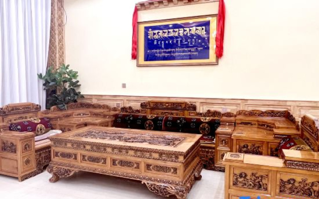 Litang Qianhu Zangzhai Hotel – Lobby – Litang