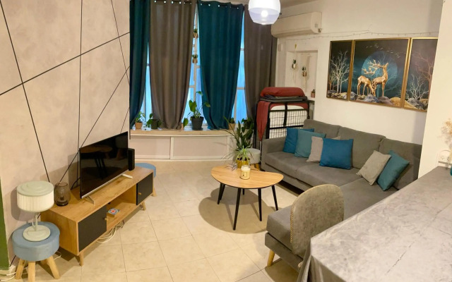 Cozy Studio By The Beach!