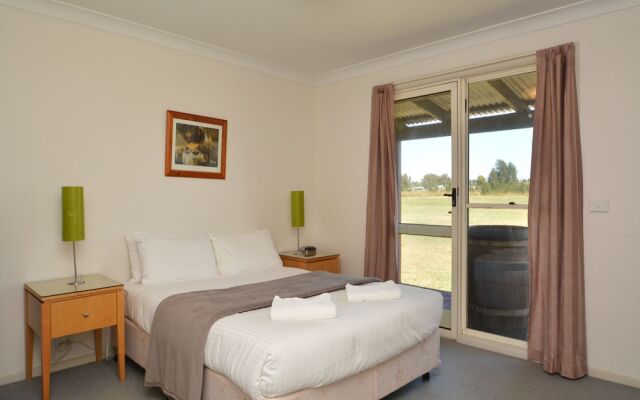 Madigan Wine Country Cottages