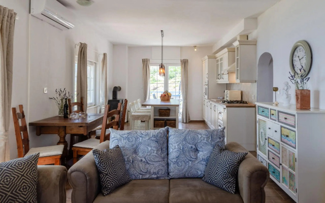 House Deja Blue in Orebic