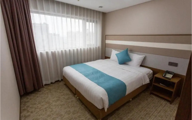 THE RECENZ Dongdaemun Hotel