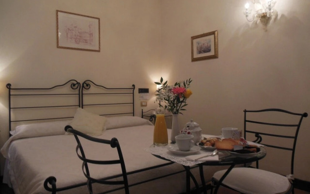 Cariccio Guest House, in the Historic Center of Venice