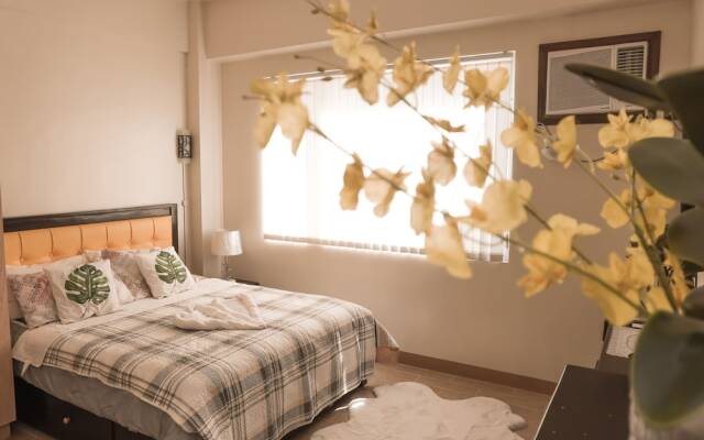 Comfy Studio UnitM OneMadison35