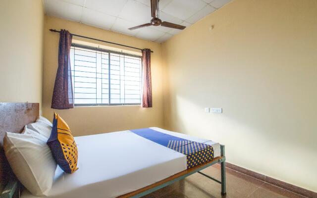 Vaccinated Staff- SPOT ON 70604 New Forever Next