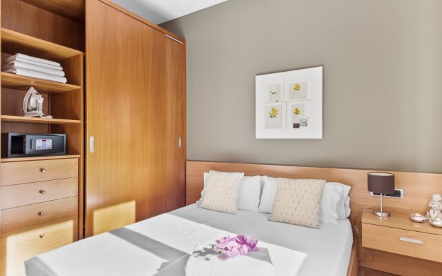 Fisa Rentals Ramblas Apartments