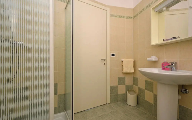 Warm Apartment in a Prime Location