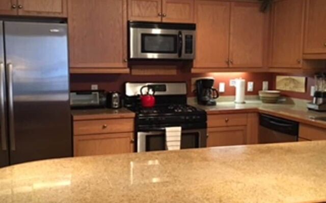 Snakedance Condominiums