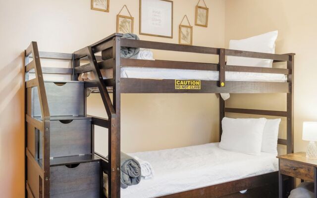 The Circle Retreat 8