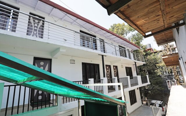 OYO 13156 Home 3BHK Valley View Ayarpatta