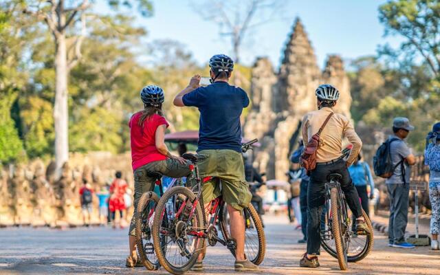 Blanc Smith Residence