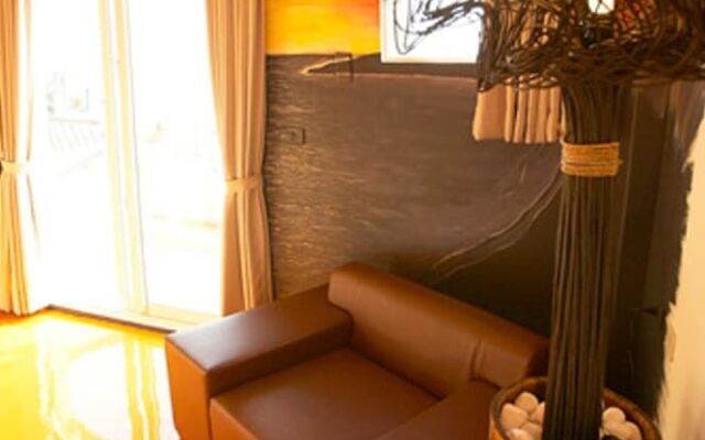 Maris Hostel