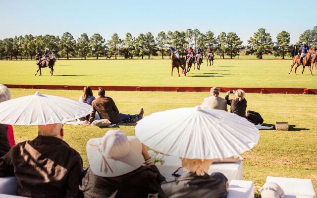 La Aguada Casa de Polo by DON