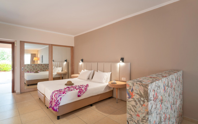 Kresten Royal Euphoria Resort