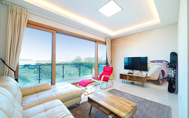 Jeju Dongmun Byeoljang Pension