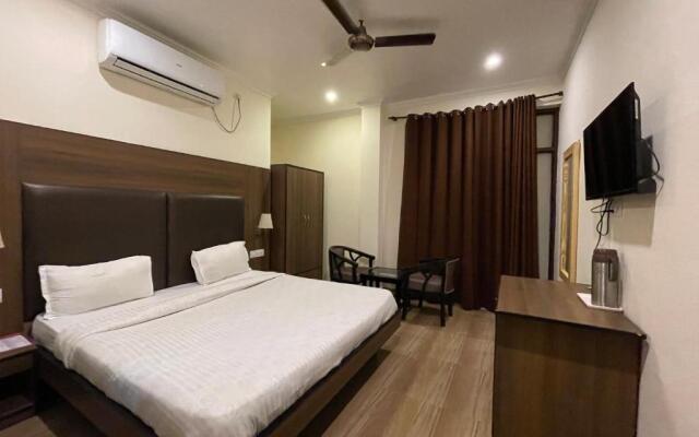 Tapasthali By Meera Hotels
